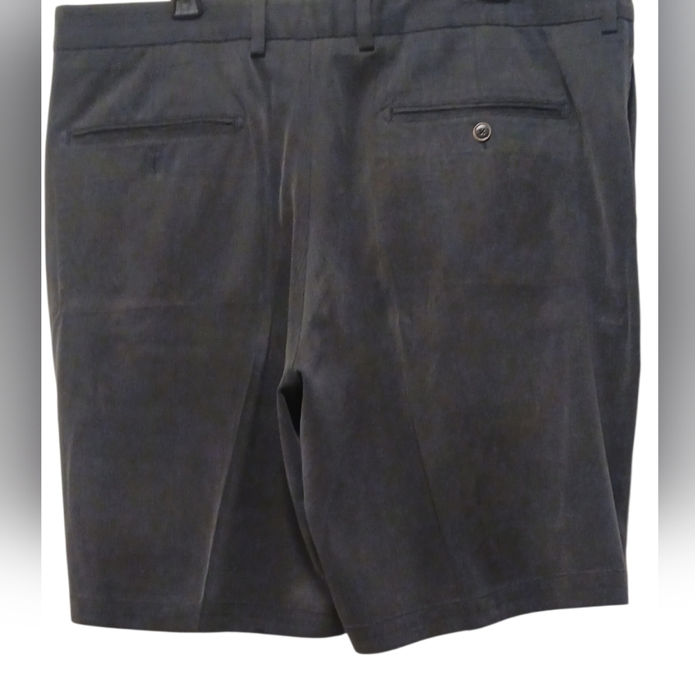 Tommy Bahama - Navy Blue Silk & Rayon Shorts, Four Pockets, Button & Zip Closure - Picture 6 of 8